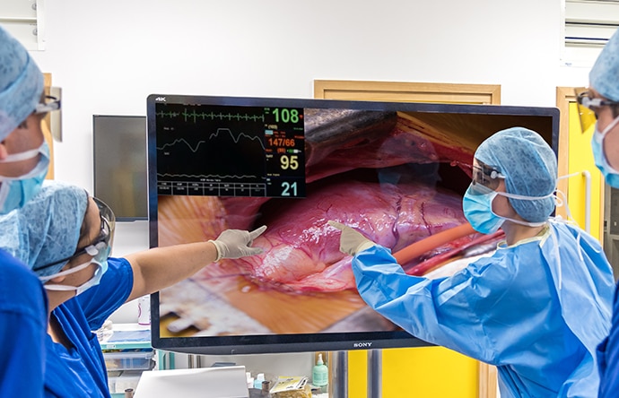 surgeons check surgical image on Sony’s 4k display