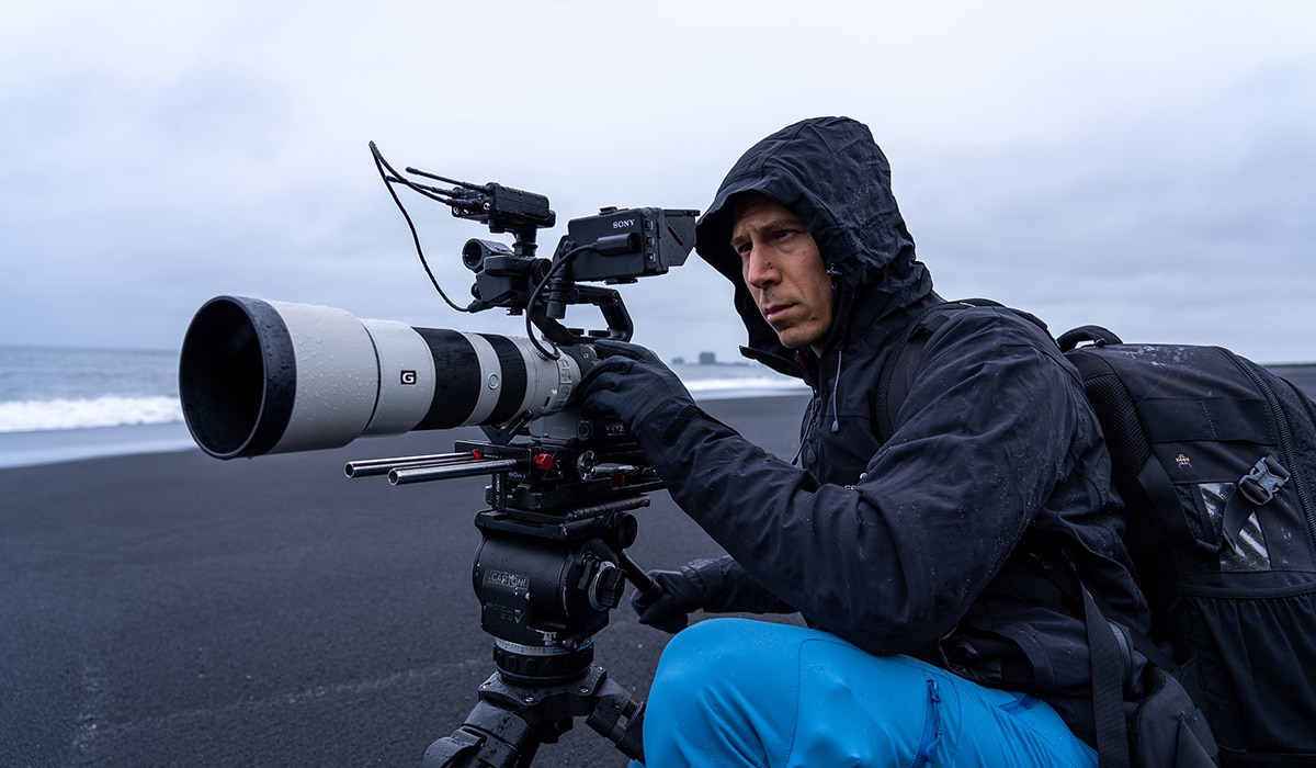 Close-up of Paolo Sodi with FX9 on Iceland beach