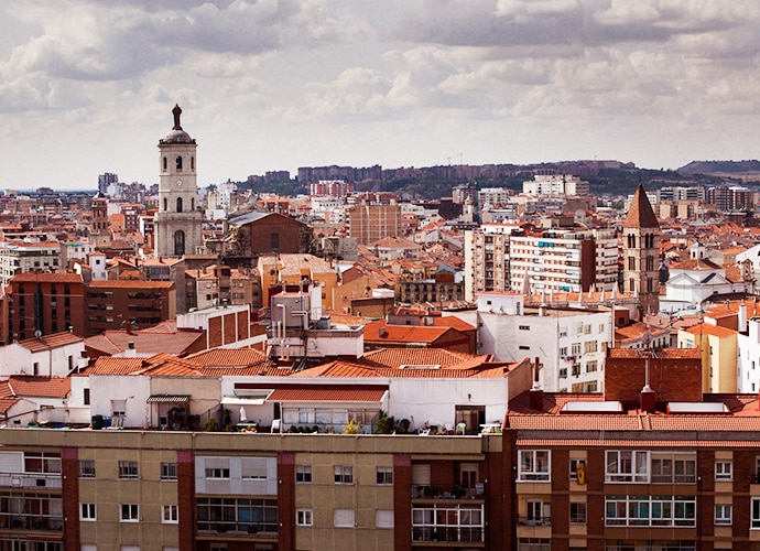 Leon city skyline in the day