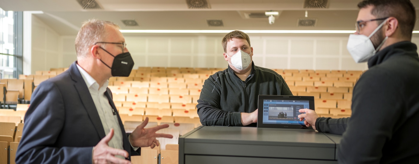 University staff using Edge product in a lecture room